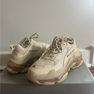 Balenciaga triple s sneakers